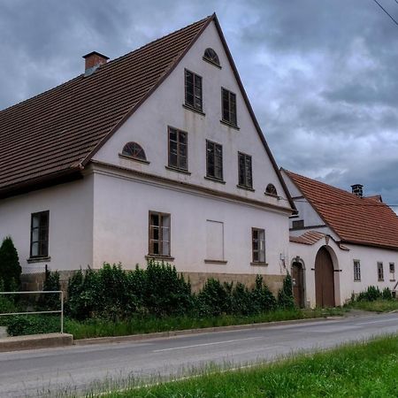 Apartmány v broumovském statku Esterno foto