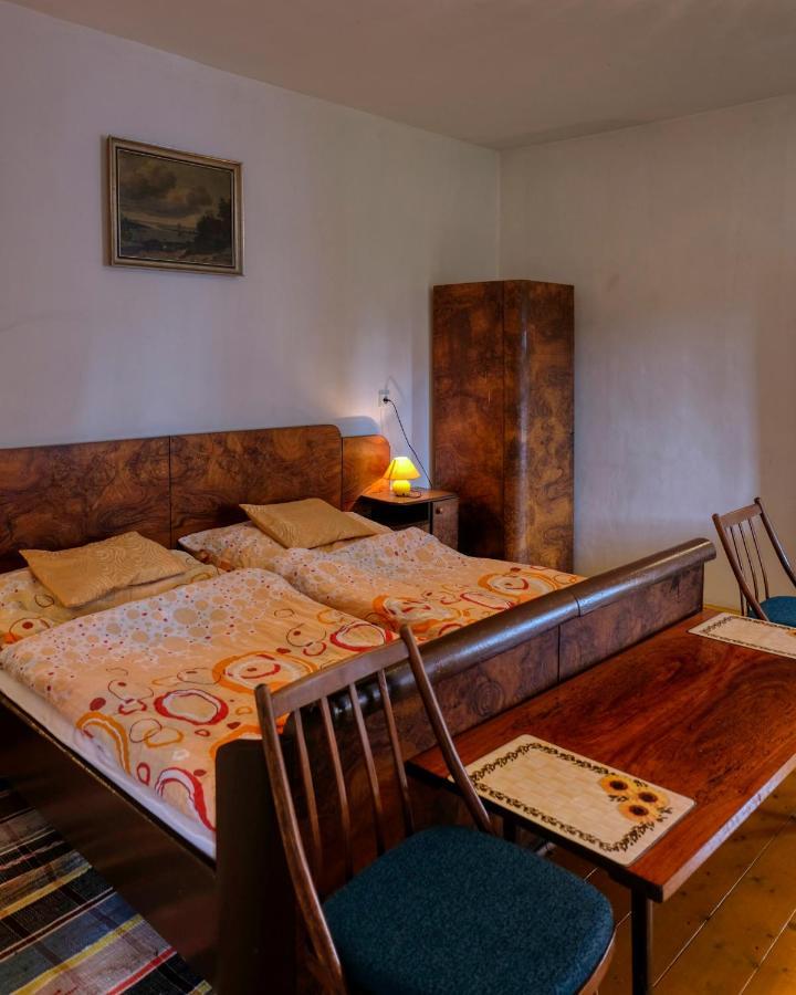 Apartmány v broumovském statku Esterno foto
