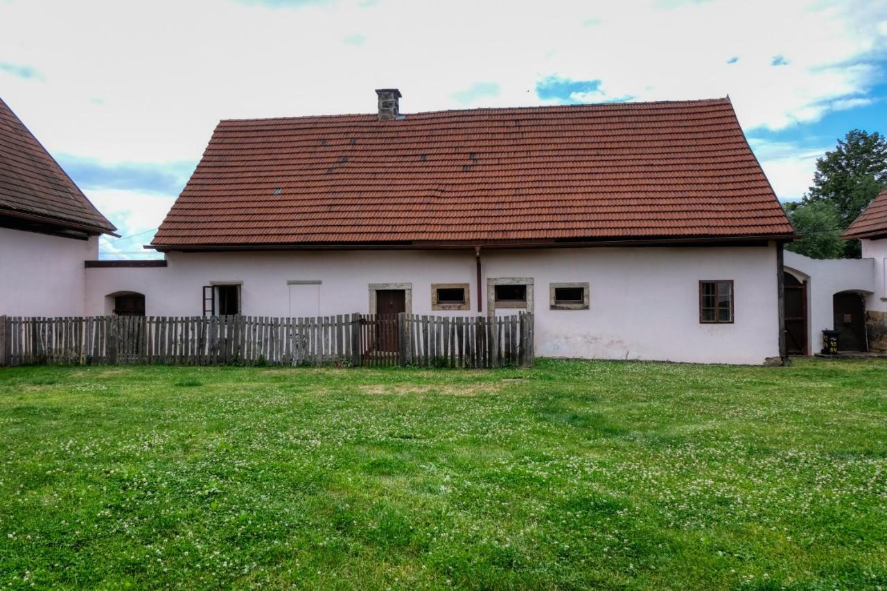 Apartmány v broumovském statku Esterno foto