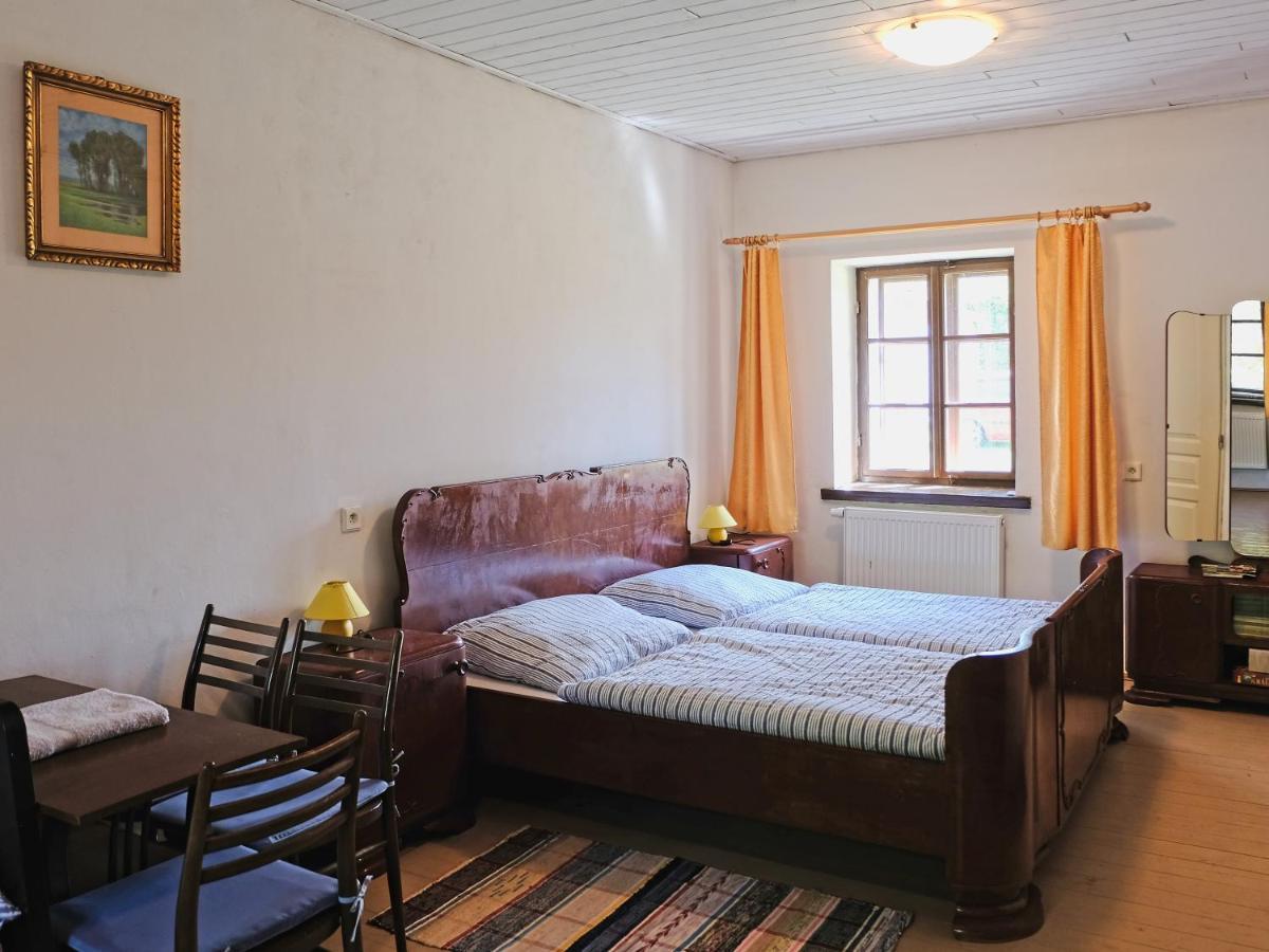 Apartmány v broumovském statku Esterno foto
