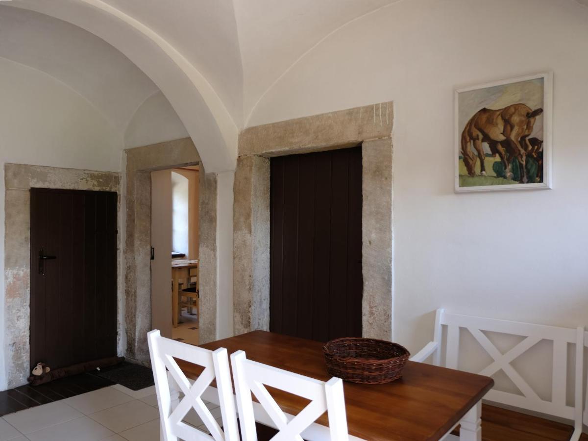 Apartmány v broumovském statku Esterno foto