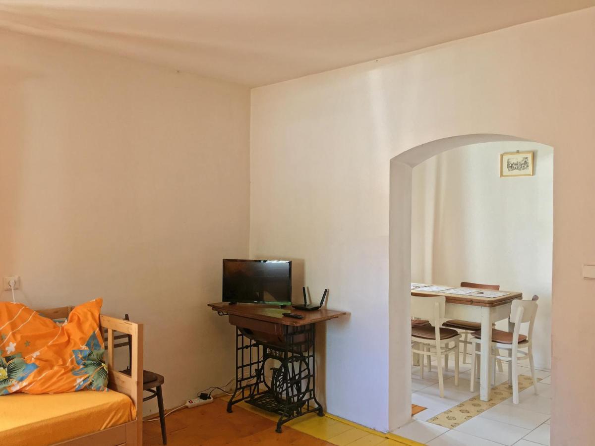 Apartmány v broumovském statku Esterno foto
